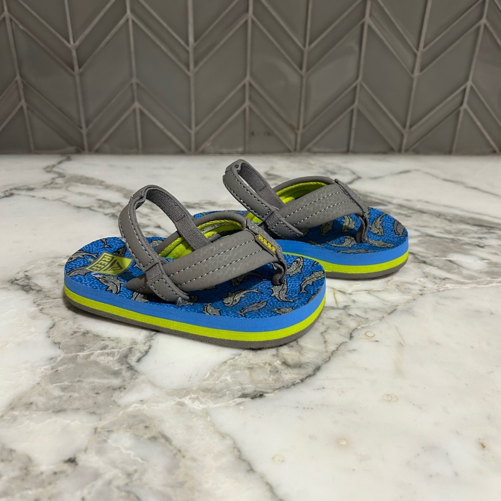 $7 ADD ON Reef baby sandal shoes 5c Zara H&M Nike shoes